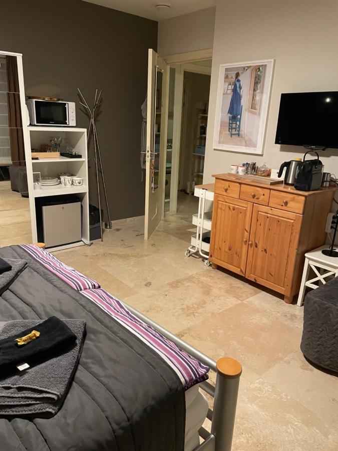 B&B Maison Saint Tropez آيندهوفن المظهر الخارجي الصورة