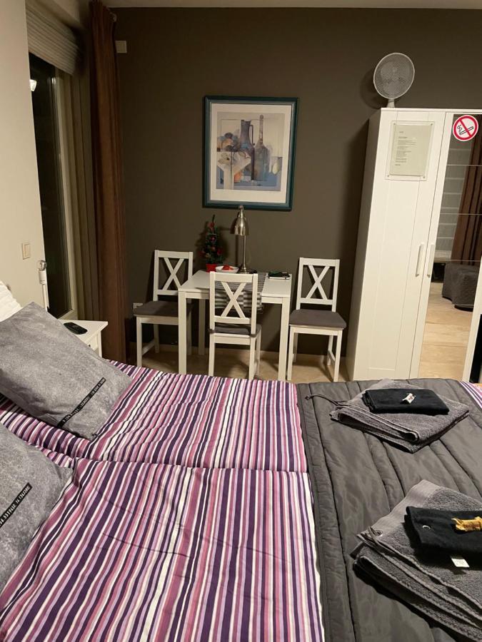 B&B Maison Saint Tropez آيندهوفن المظهر الخارجي الصورة