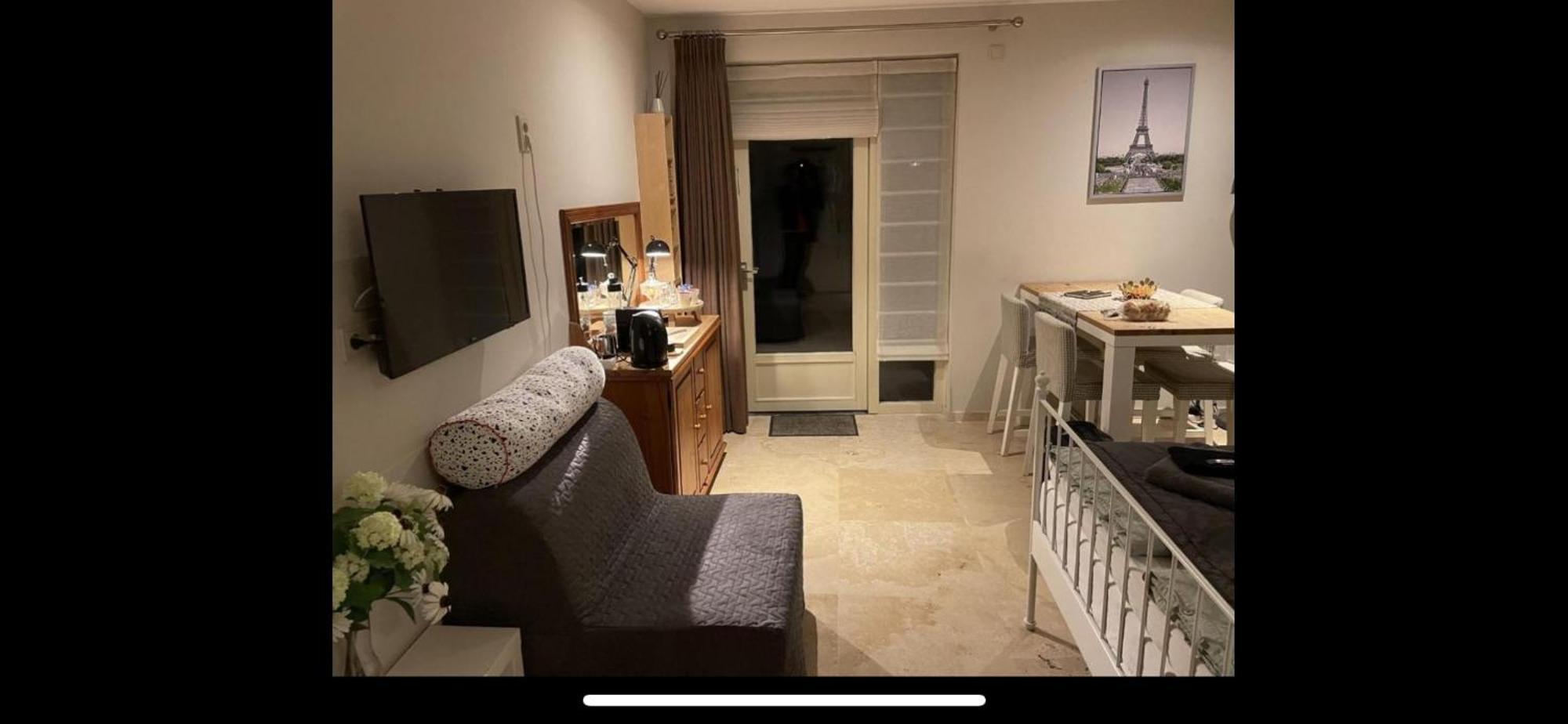 B&B Maison Saint Tropez آيندهوفن الغرفة الصورة