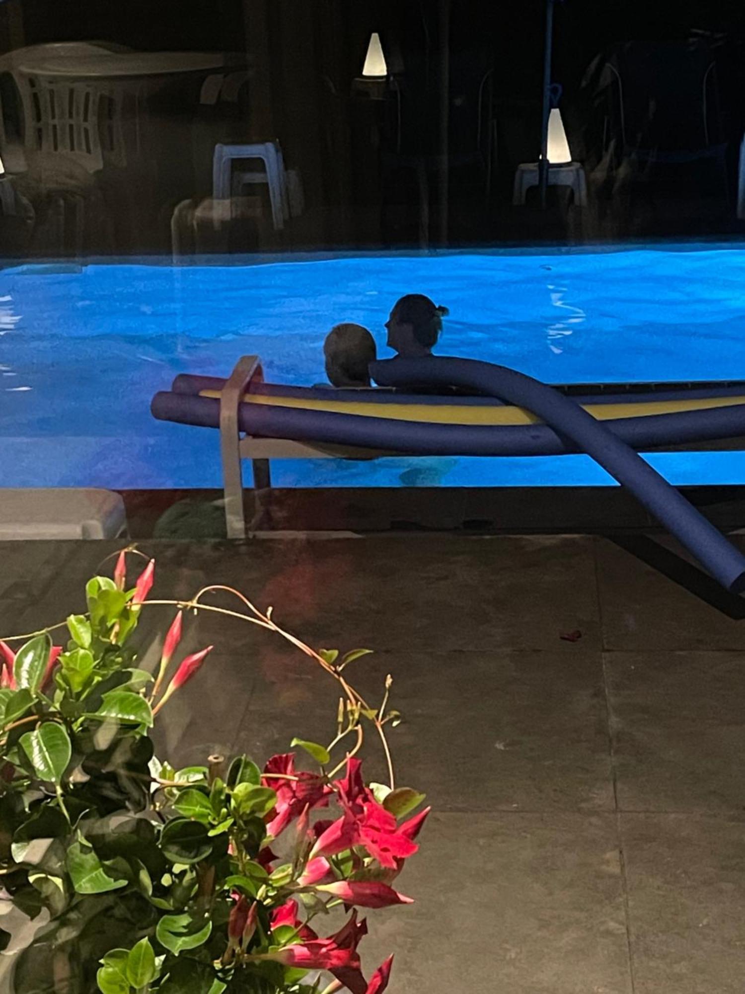B&B Maison Saint Tropez آيندهوفن المظهر الخارجي الصورة